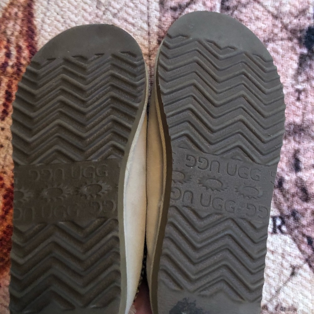 Ugg slip-ons